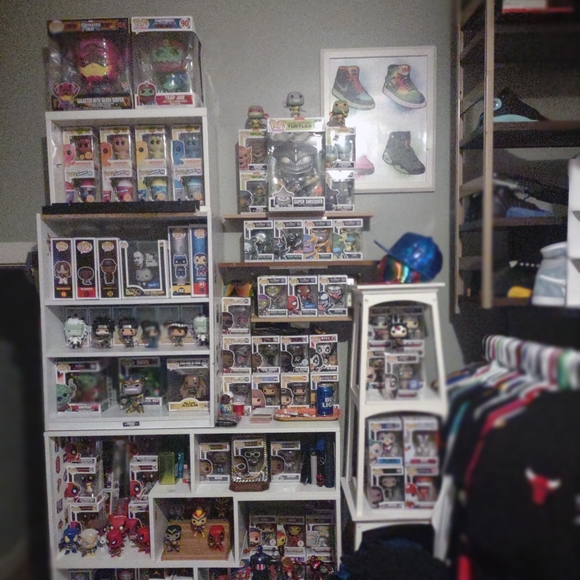 Jumbo Funko pop 10 inch glow hulk - Picture 3 of 11